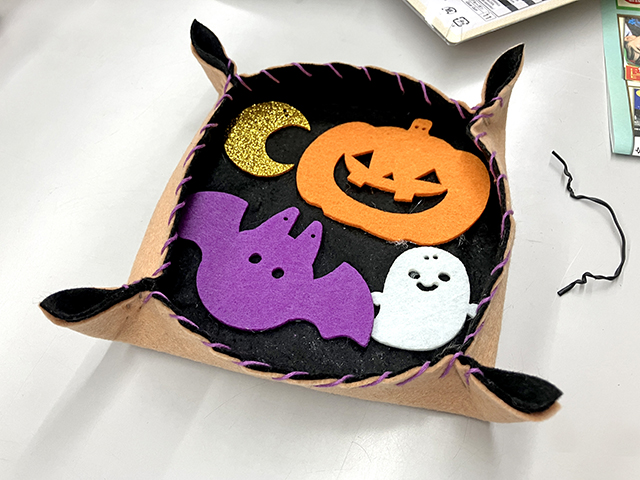 障害者雇用創造センター_ハロウィンかご作り