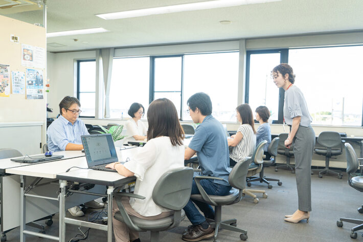 障害者雇用創造センター_見晴らしのいい窓があります