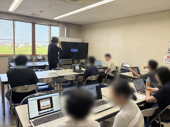 障害者雇用創造センター_タイピング練習の様子