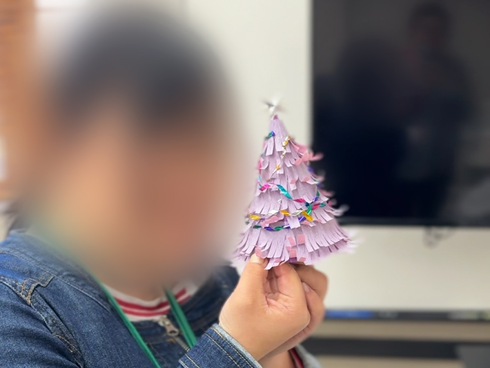 クリスマスツリー作り_障害者雇用創造センター