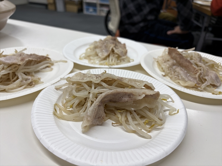 蒸し料理レク_障害者雇用創造センター_豚もやし