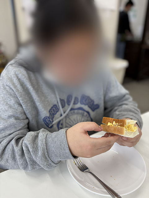 就労継続支援B型フレーベル_ホワイトデーレクリエーションの様子