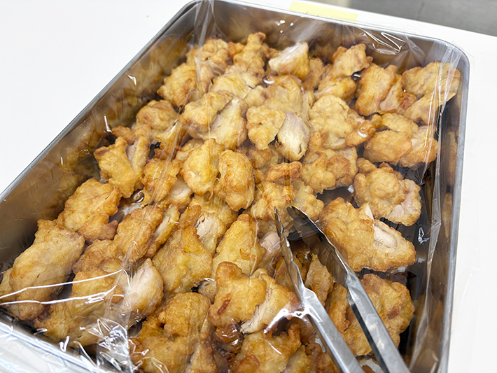 皆でクレープ作り_障害者雇用創造センター