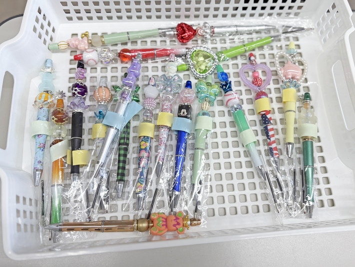 オリジナルボールペンづくりレク_完成したボールペンの画像_障害者雇用創造センター