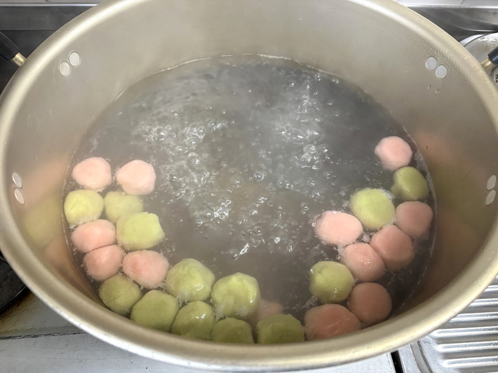 花より団子!?笑顔満開のお花見レク風景_障害者雇用創造センター