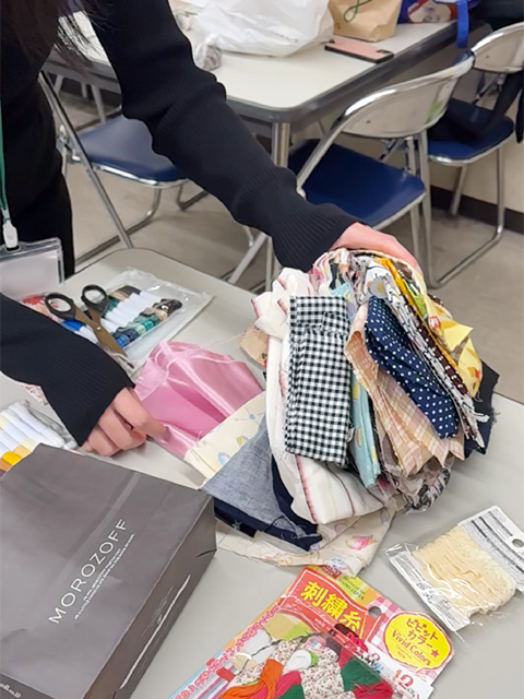 障害者雇用創造センター_4月手芸レク_エッグポマンダー作り