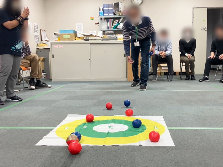 障害者雇用創造センターレクリエーション風景_ボッチャ