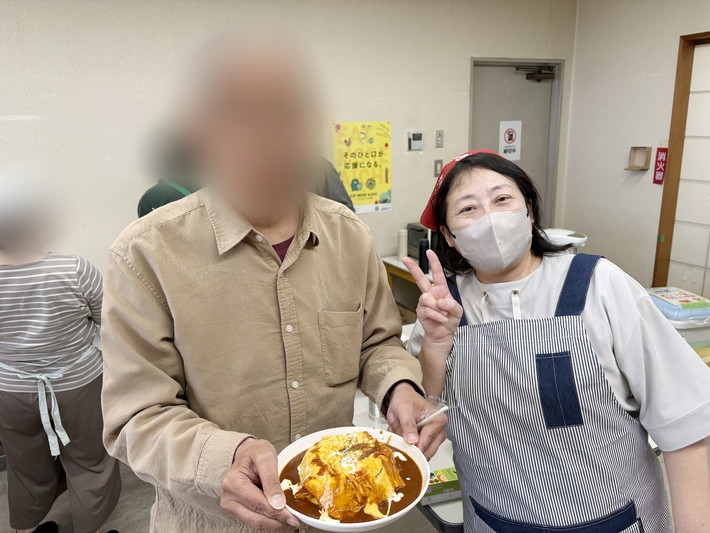 障害者雇用創造センター土曜出勤日レク「なべ’s キッチン」_手作りのオムライスと写真撮影！