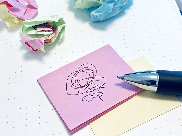 本人が抱える「言葉にできないモヤモヤ(不安)」を、ペンで書き出しながら一つひとつ整理・言語化し、心の安定と自信に繋げていく対話のプロセス。